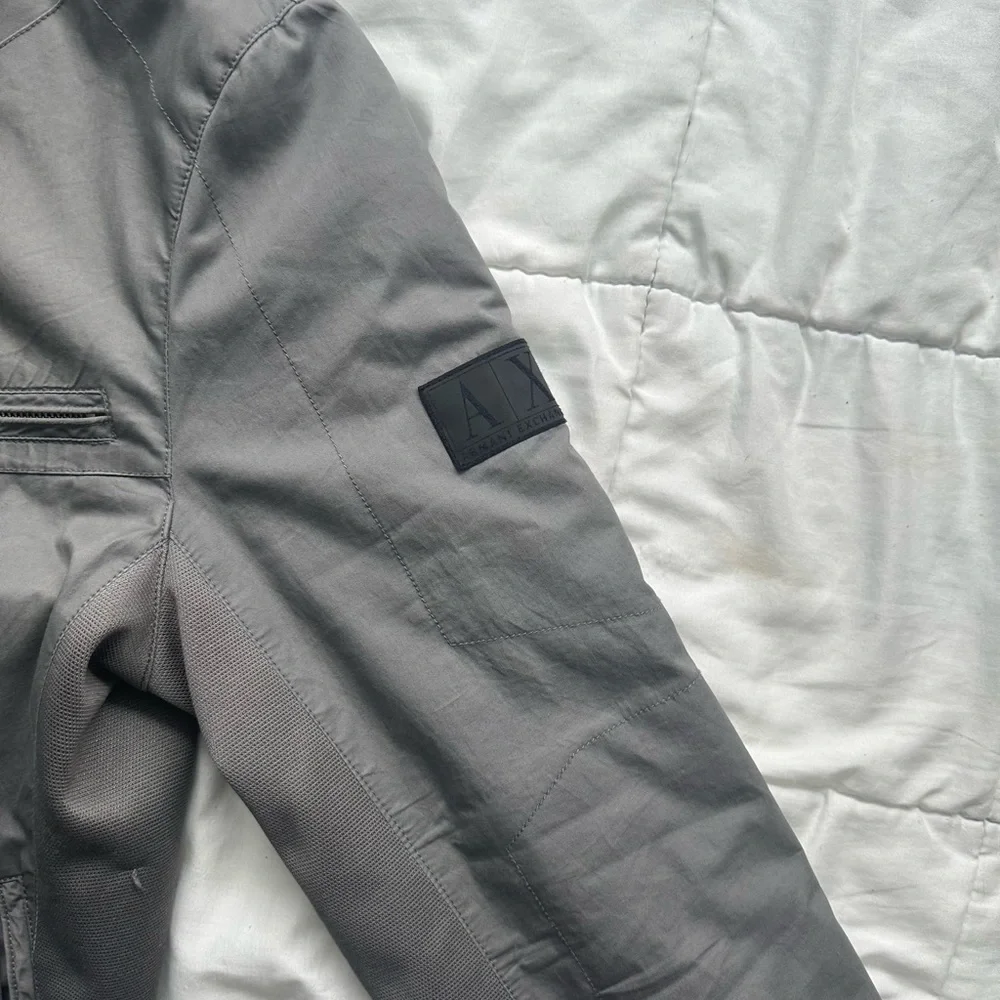 ᴀʀᴍᴀɴɪ ᴇxᴄʜᴀɴɢᴇ ᴍᴇɴ’ꜱ ɢʀᴇʏ ᴢɪᴘ ᴜᴘ ᴊᴀᴄᴋᴇᴛ - Picture 5 of 5